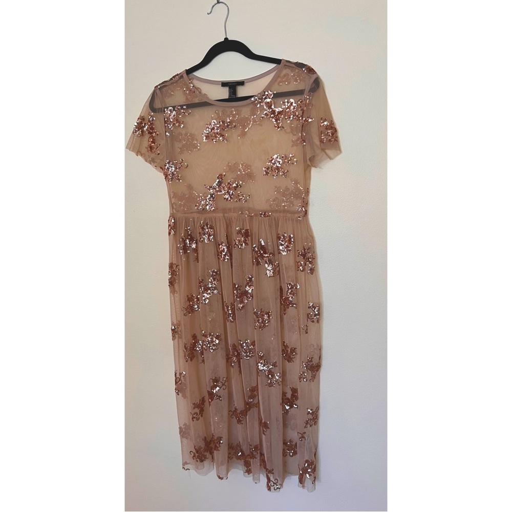 WOMENS - Pink with sequin flowers - NYE / Festival dress - f21 - Small